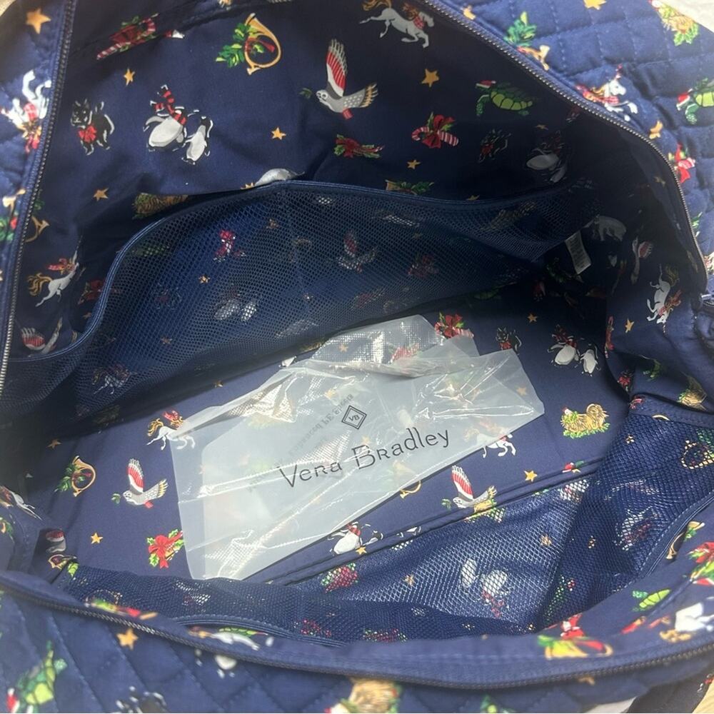 Vera Bradley Holiday Weekender Travel Bag & Crossbody Snow Globe Motifs Xmas NWT - Picture 4 of 11